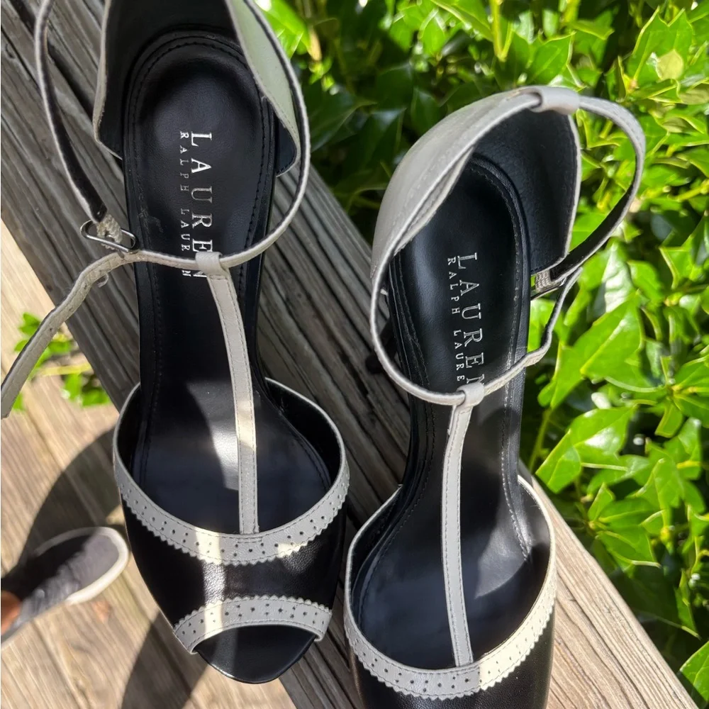 Ralph Lauren Black and Cream Heels with Elegant Design - Picture 2 of 4